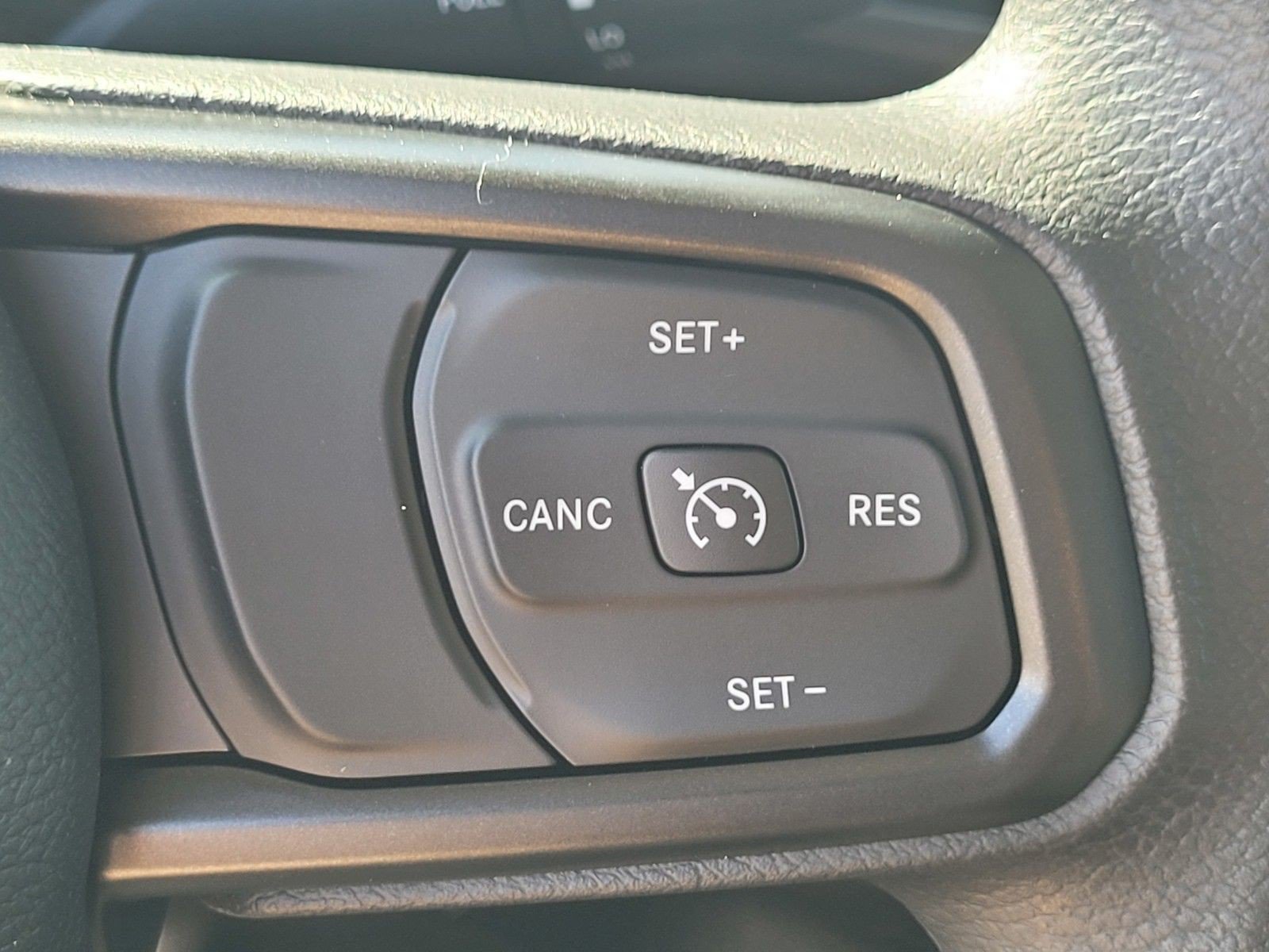 New 2026 Jeep Gladiator Sport AWD/4WD image 21
