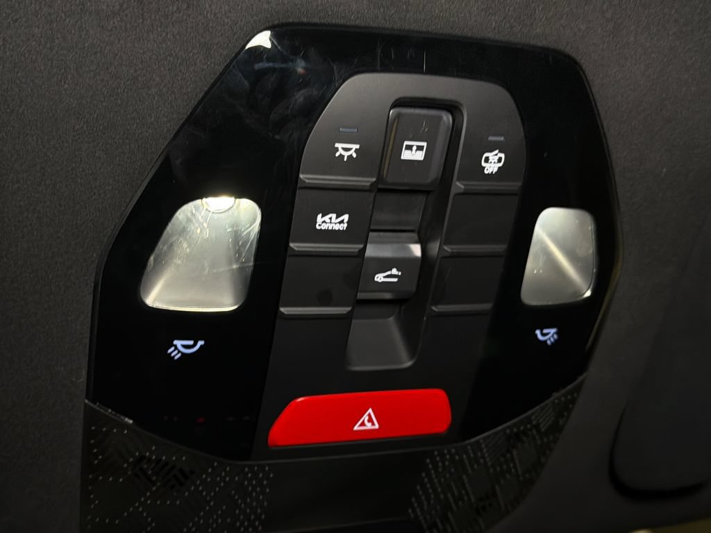 Certified 2026 Kia EV9 GT-Line AWD/4WD image 41