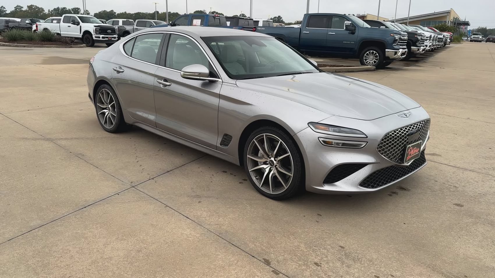 Used 2024 Genesis G70 2.5T RWD image 2