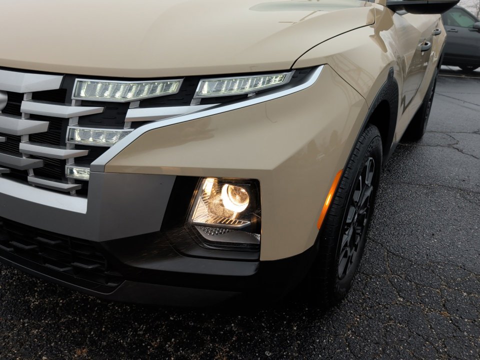 Used 2023 Hyundai Santa Cruz SEL w/ Activity Package image 26