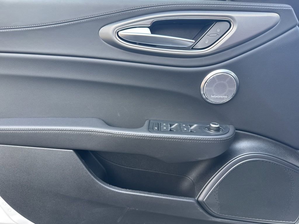 New 2026 Alfa Romeo Giulia AWD image 12