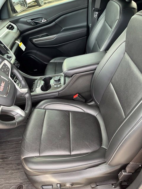 Certified 2023 GMC Acadia SLT w/ Elevation Edition AWD/4WD image 18