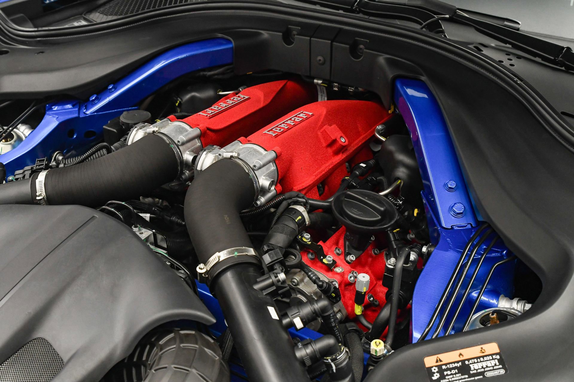 Used 2025 Ferrari Roma Spider image 34