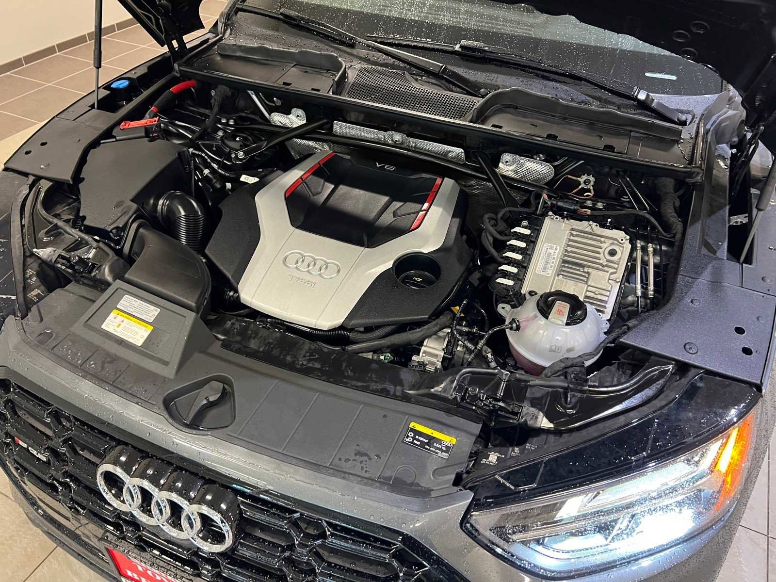 Used 2021 Audi SQ5 Premium Plus w/ Premium Plus Package image 9