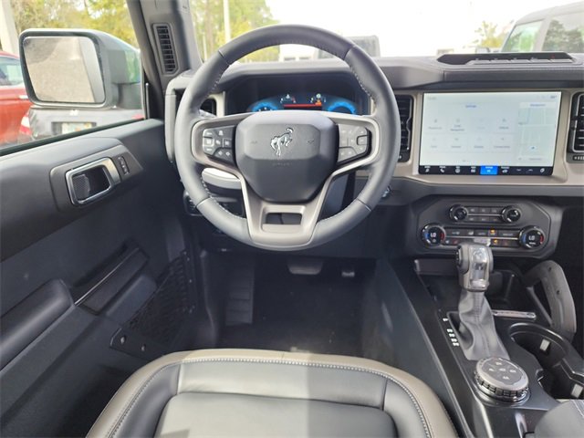New 2025 Ford Bronco Outer Banks w/ Sasquatch Package image 11