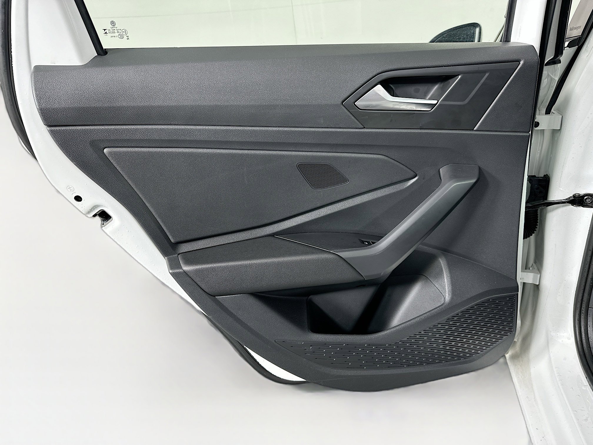 Used 2025 Volkswagen Jetta S image 25