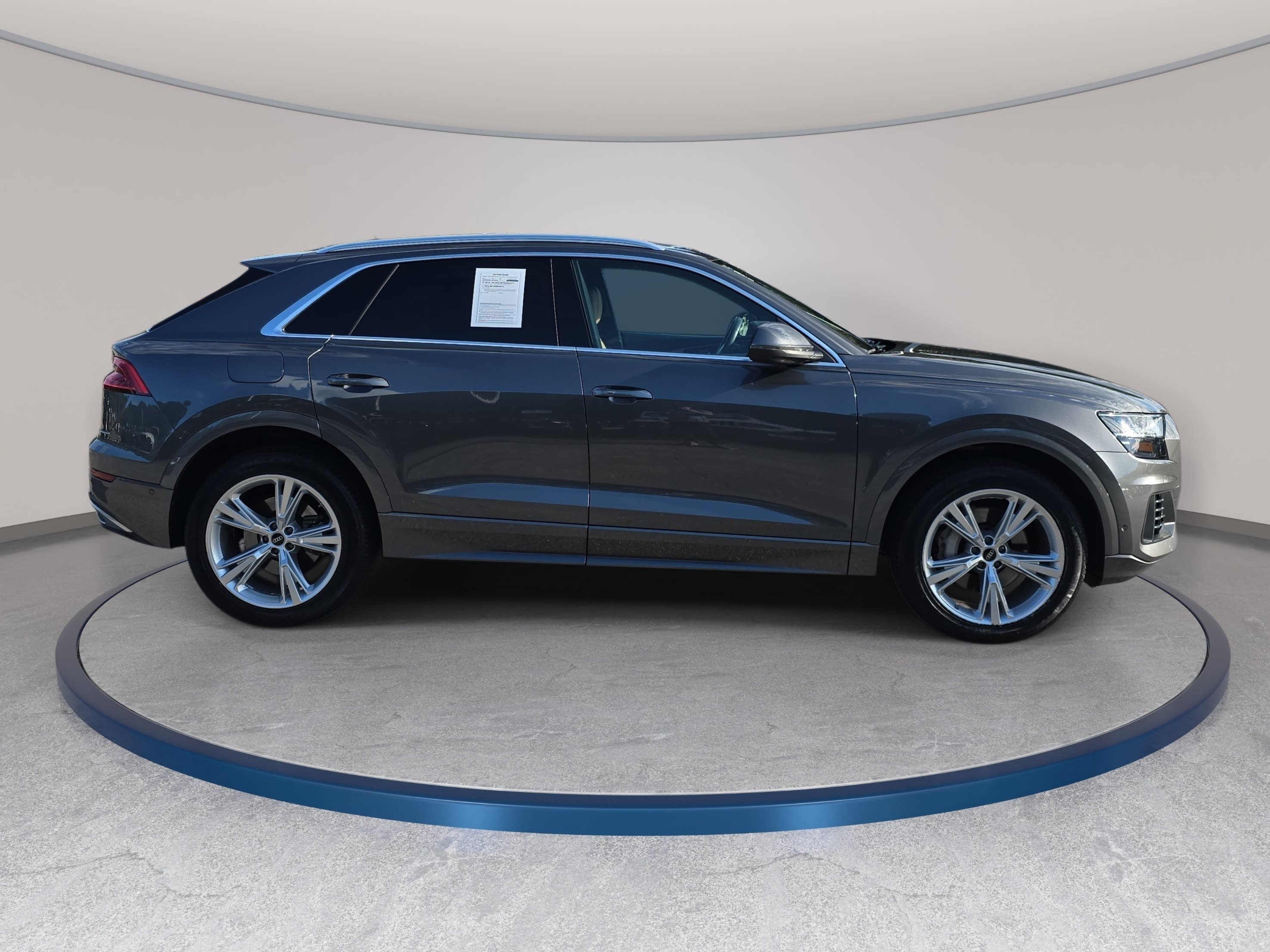 Used 2023 Audi Q8 Premium Plus w/ Premium Plus Package AWD/4WD image 4