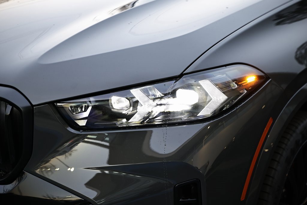 New 2026 BMW X5 xDrive40i w/ M Sport Package image 12