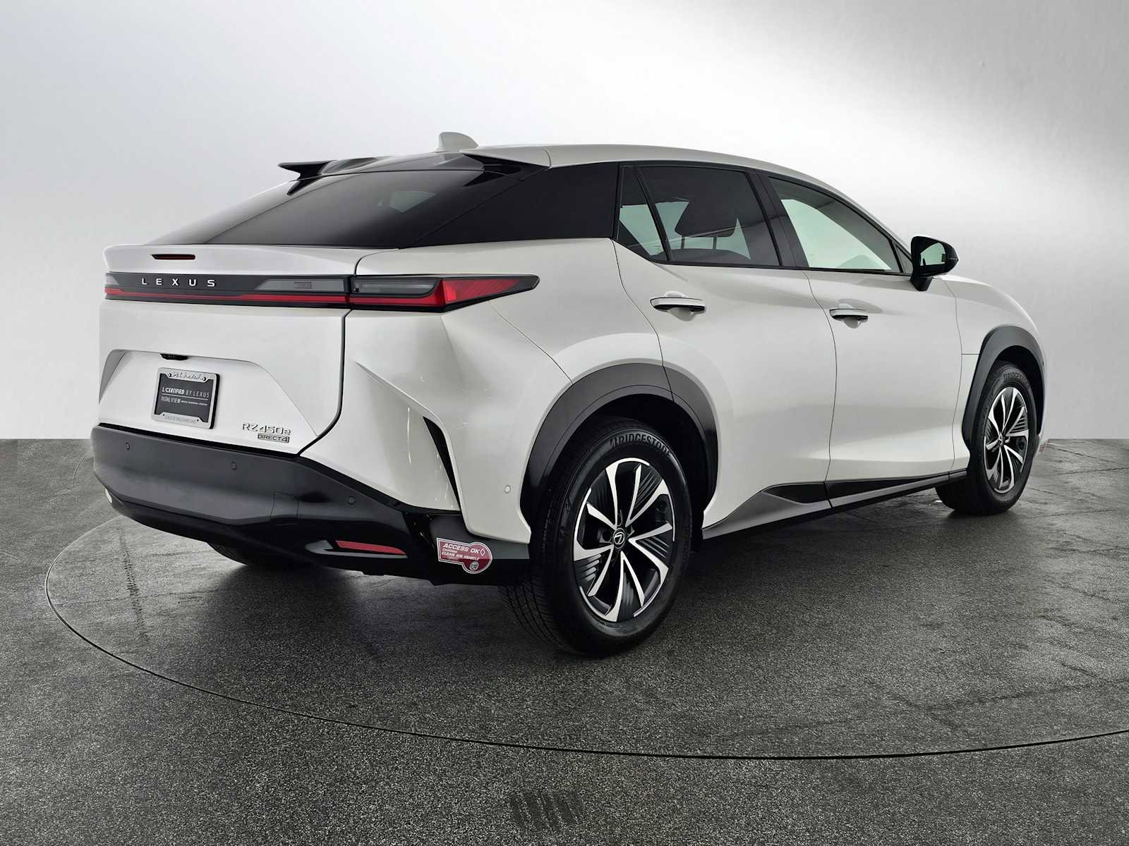 Certified 2024 Lexus RZ 450e Premium w/ Technology Package AWD/4WD image 3