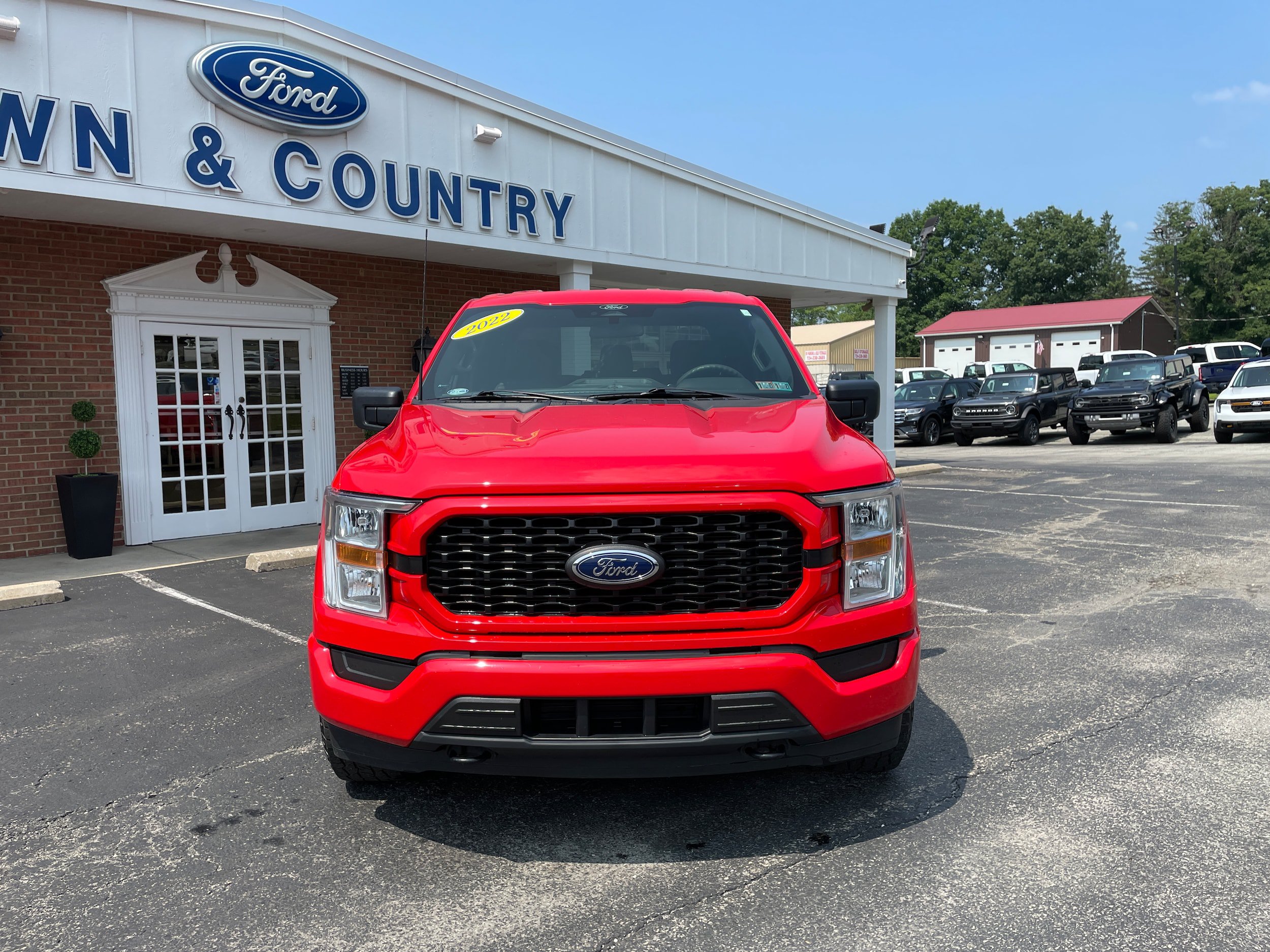 Used 2022 Ford F150 XL w/ STX Appearance Package AWD/4WD image 2