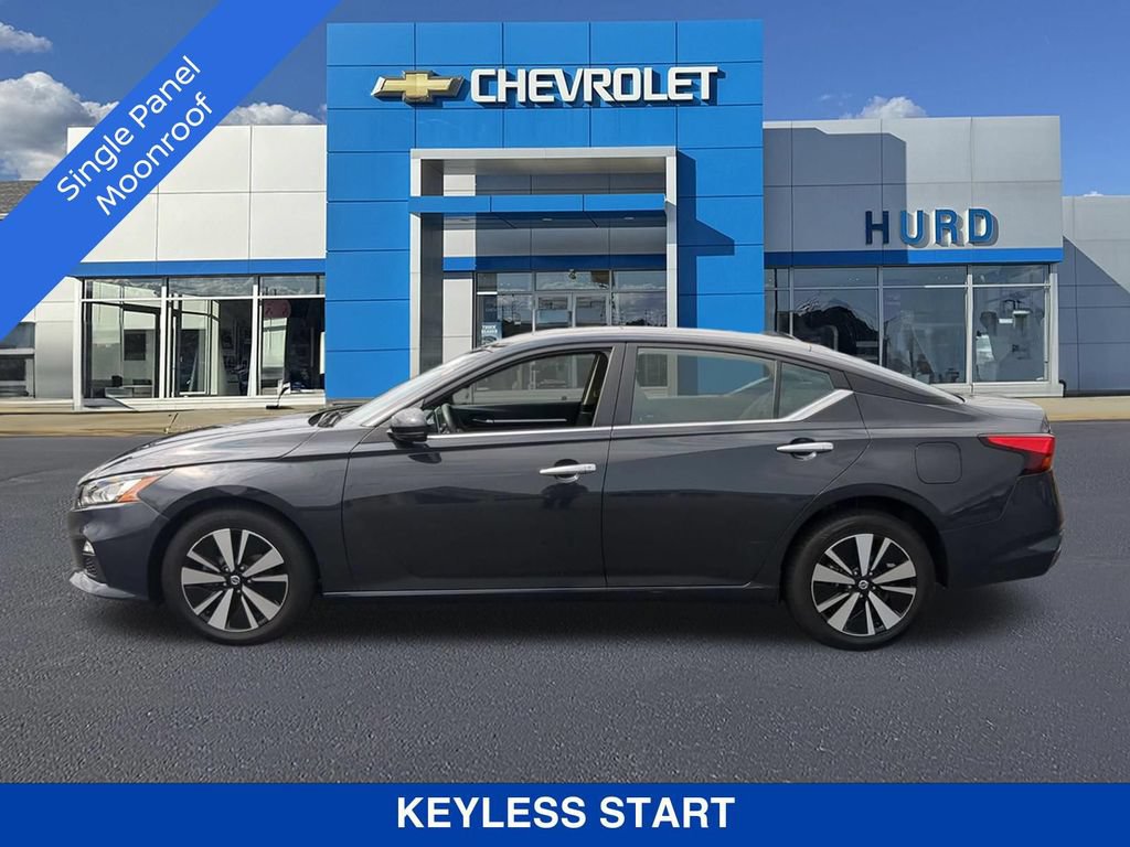 Used 2022 Nissan Altima 2.5 SV w/ SV Premium Package AWD/4WD image 9
