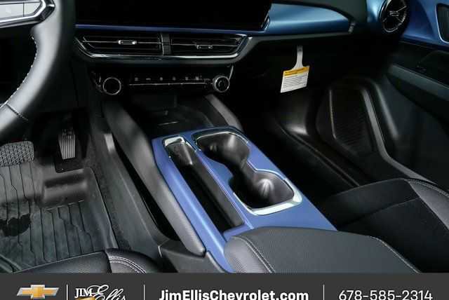 New 2026 Chevrolet Equinox EV LT w/ Convenience Package II FWD image 16