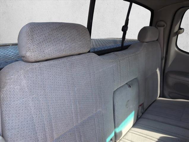 Used 2000 Toyota Tundra SR5 w/ Convenience Pkg image 17