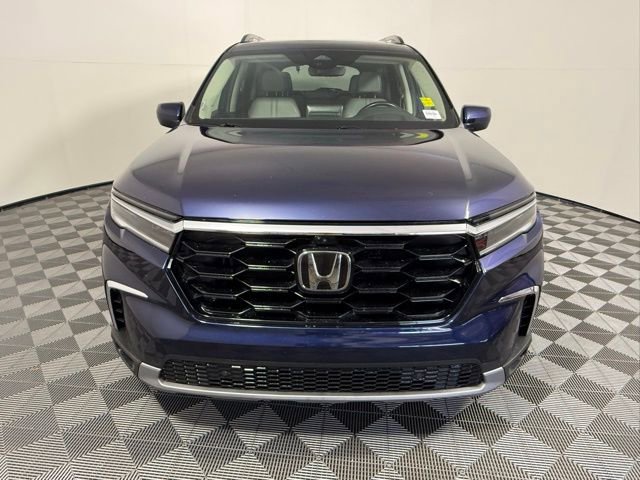 Used 2023 Honda Pilot Elite image 9