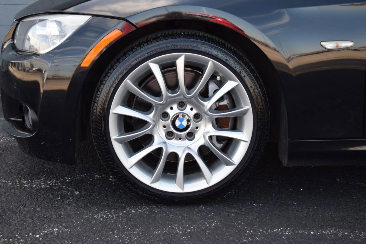 Used 2012 BMW 335i Convertible image 8