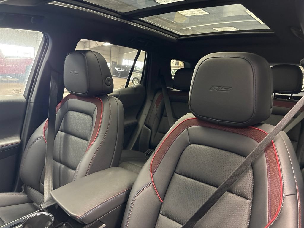 New 2026 Chevrolet Equinox RS w/ Convenience Package III FWD image 24