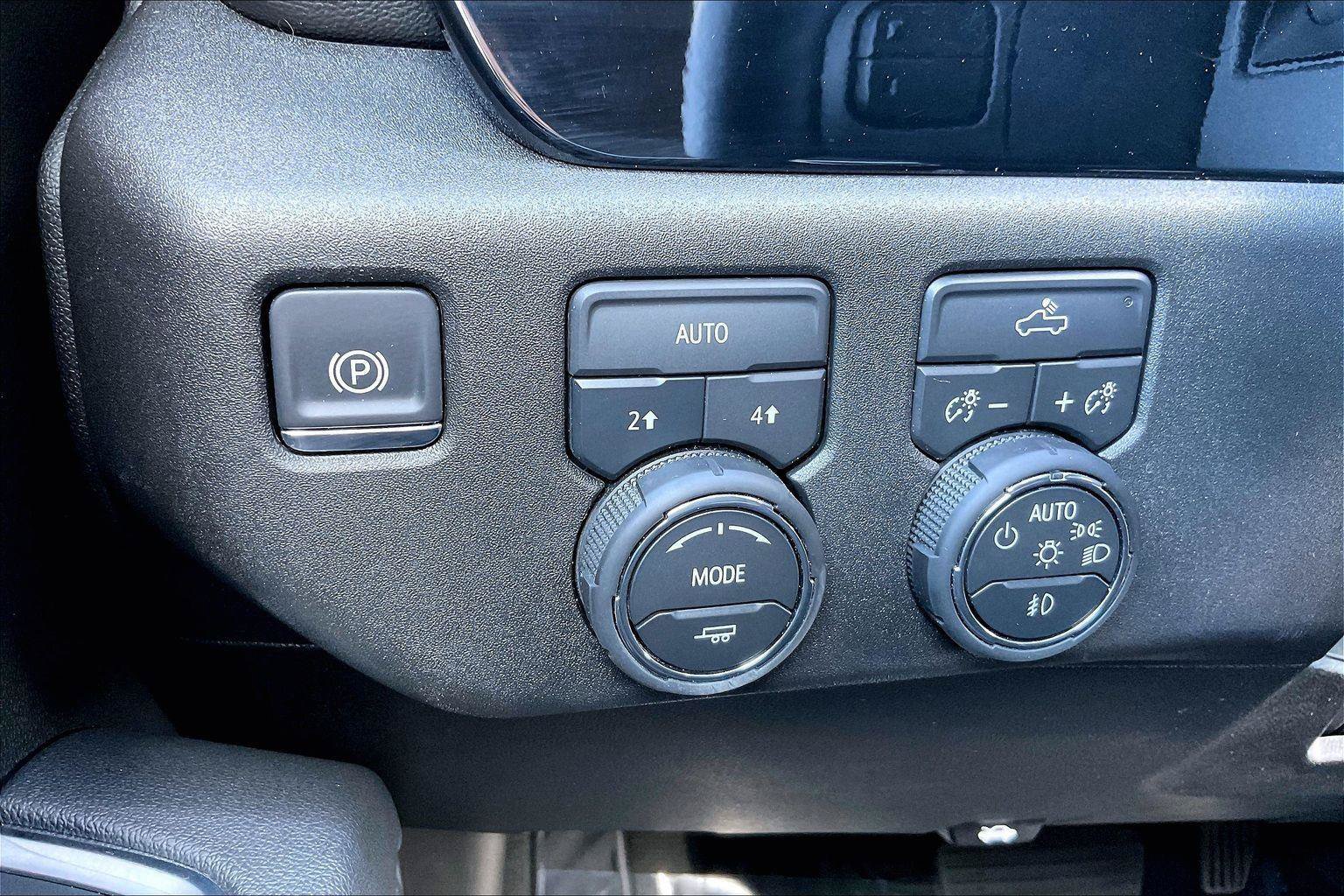 Used 2026 Chevrolet Silverado 1500 RST AWD/4WD image 30