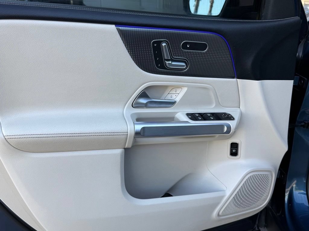 Certified 2023 Mercedes-Benz GLB 250 image 21