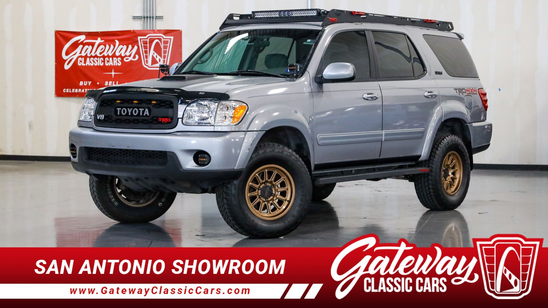 Used 2002 Toyota Sequoia SR5 w/ Alloy Wheel Pkg