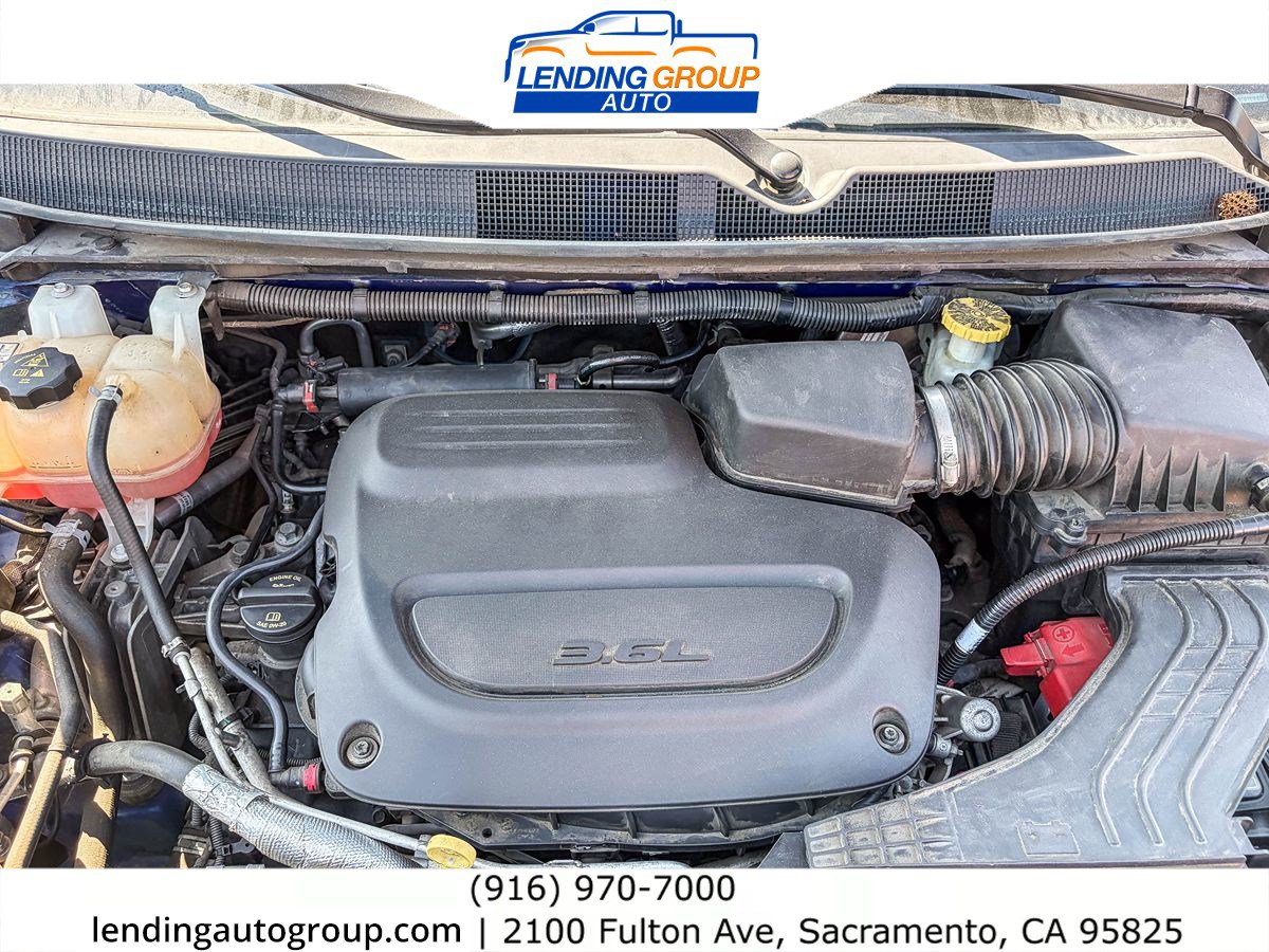 Used 2019 Chrysler Pacifica Touring Plus FWD image 26