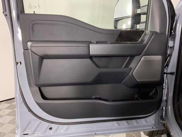 New 2025 Ford F350 Lariat w/ Lariat Ultimate Package image 12