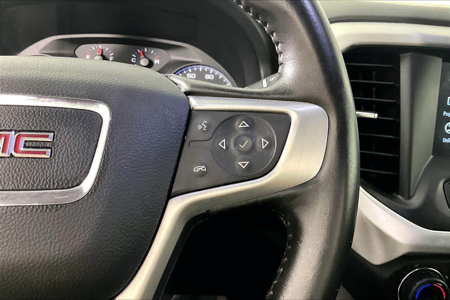 Used 2019 GMC Acadia SLE FWD image 24