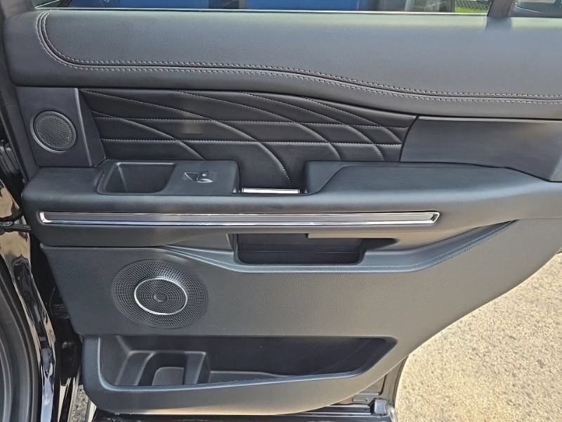Used 2020 Ford Expedition Platinum AWD/4WD image 31