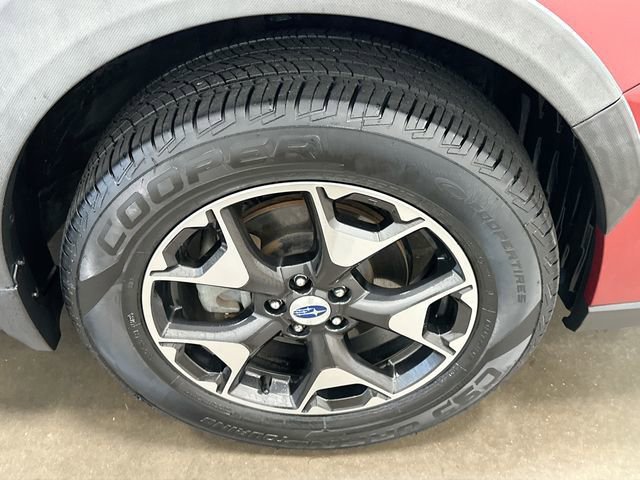 Used 2018 Subaru Crosstrek 2.0i Premium w/ Moonroof Package AWD/4WD image 5