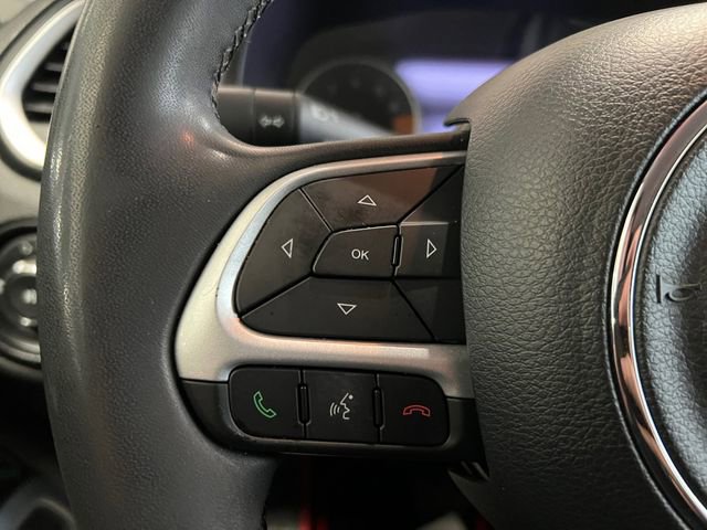 Used 2021 Jeep Renegade Latitude AWD/4WD image 18