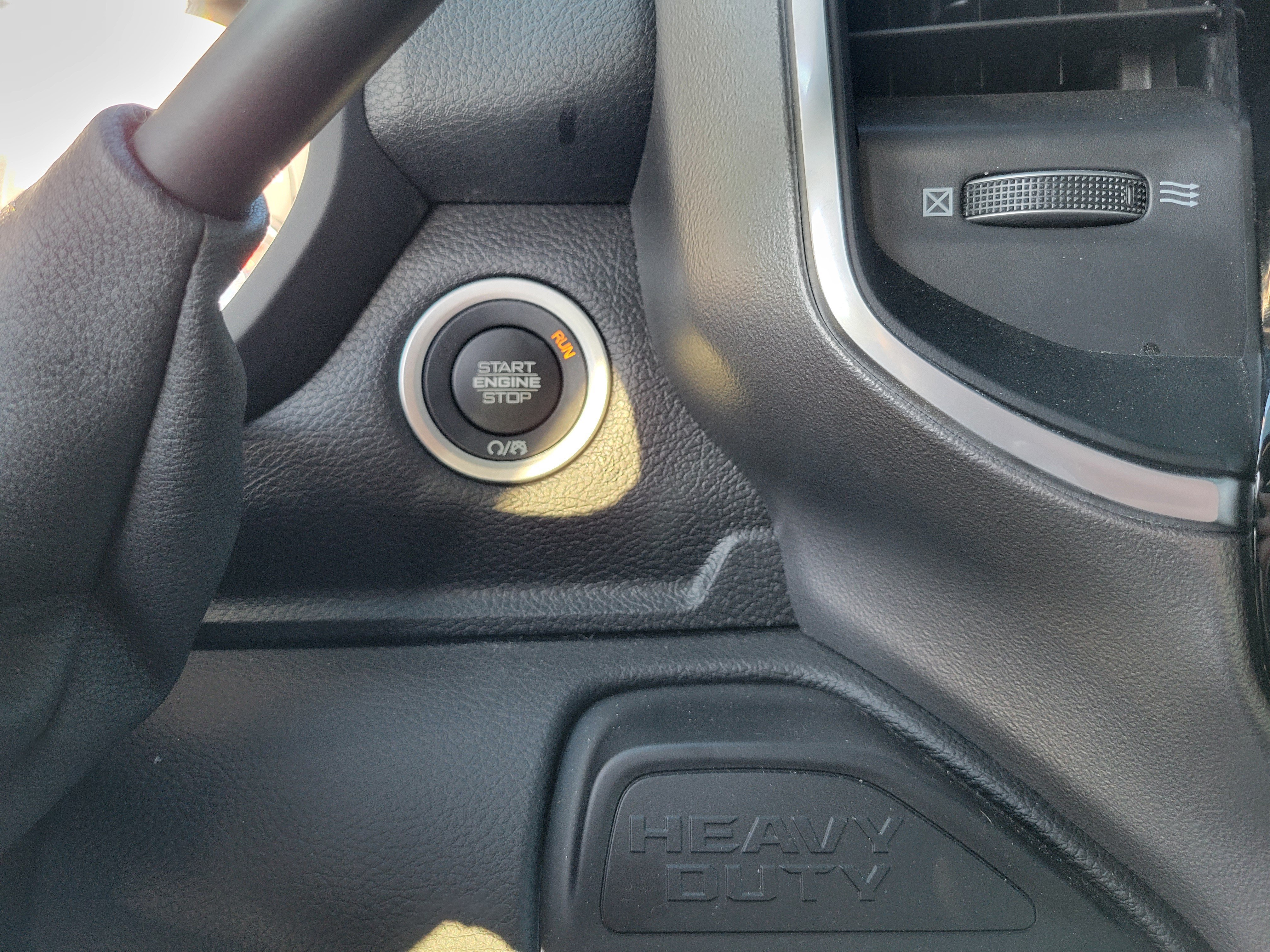 Certified 2025 RAM 2500 Big Horn AWD/4WD image 20