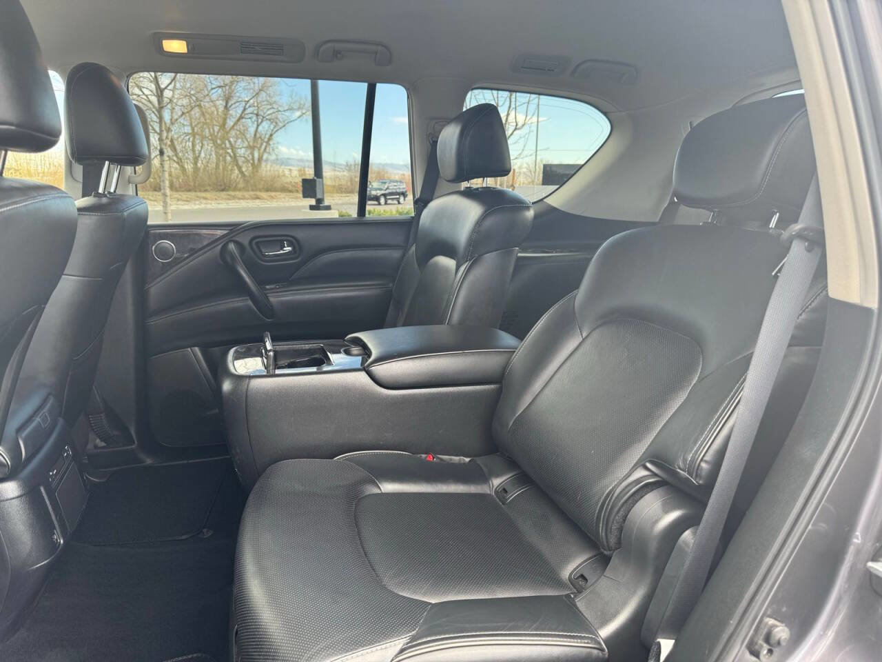 Used 2024 INFINITI QX80 Luxe image 31