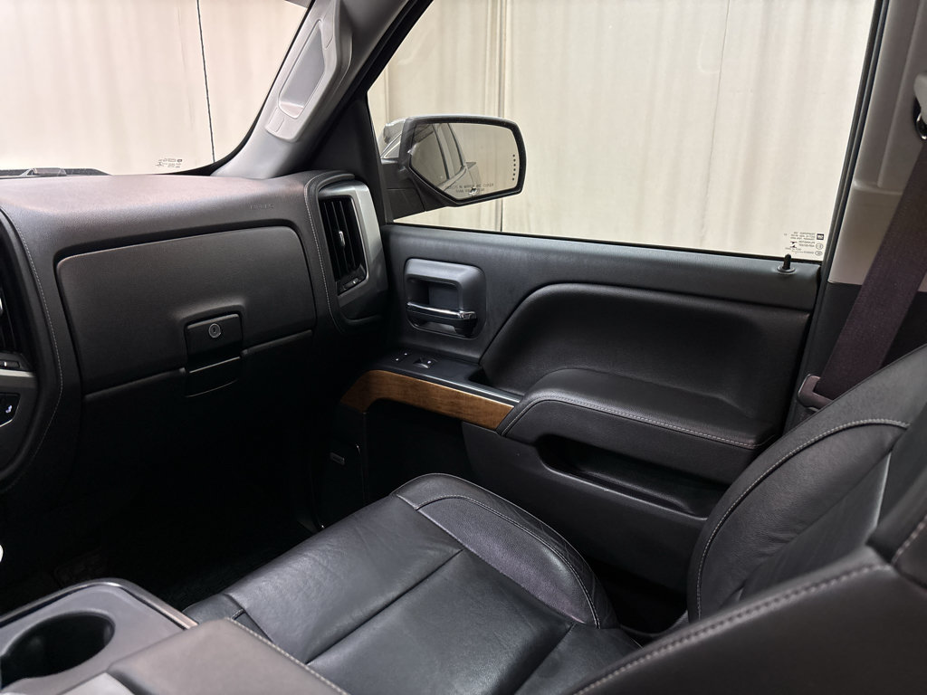 Used 2017 Chevrolet Silverado 1500 LTZ w/ Sport Package AWD/4WD image 26