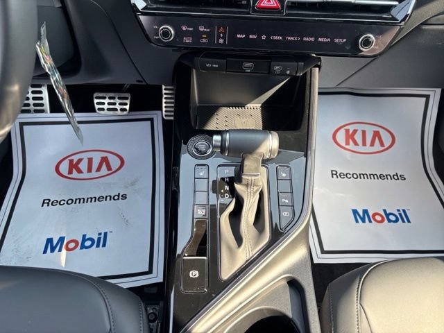 Certified 2025 Kia Niro EX Touring FWD image 14
