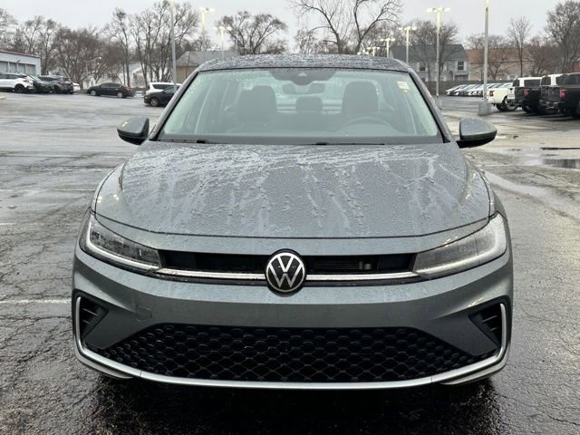 Used 2025 Volkswagen Jetta SE video 2