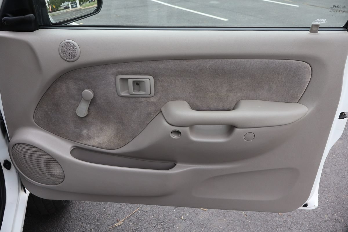 Used 2003 Toyota Tacoma 4x4 Regular Cab image 19