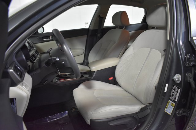 Used 2016 Kia Optima LX image 9