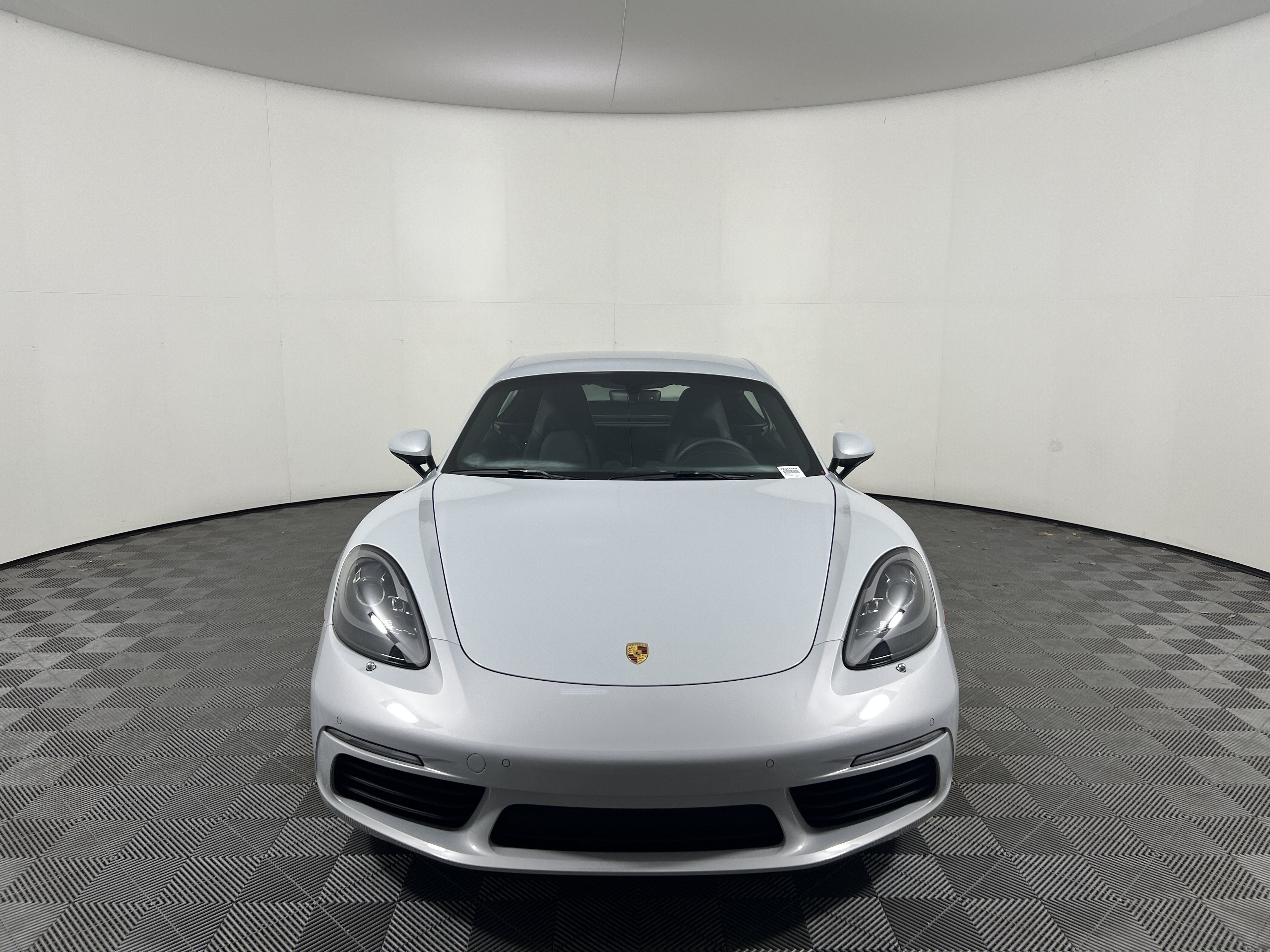 Certified 2024 Porsche 718 Cayman RWD image 10