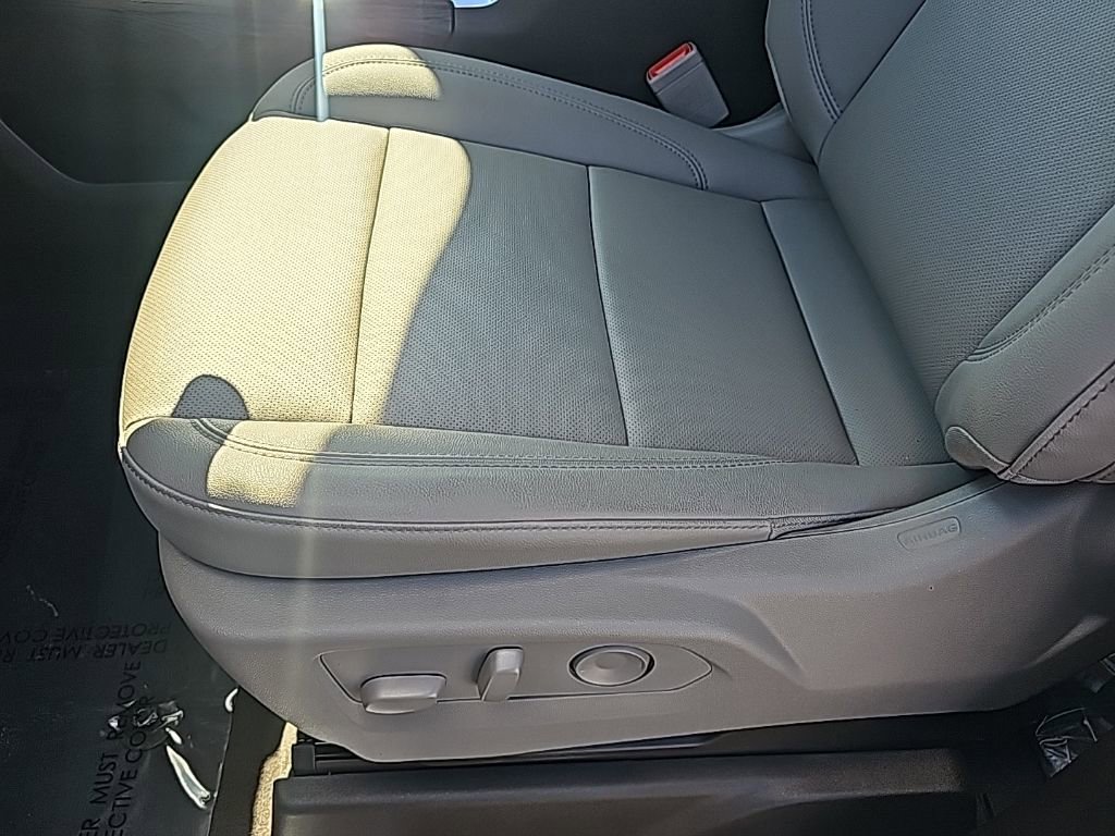 New 2026 GMC Sierra 1500 SLT w/ SLT Premium Plus Package image 11