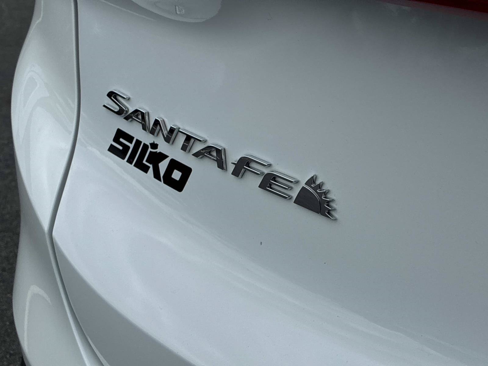 Used 2023 Hyundai Santa Fe SE AWD/4WD image 12