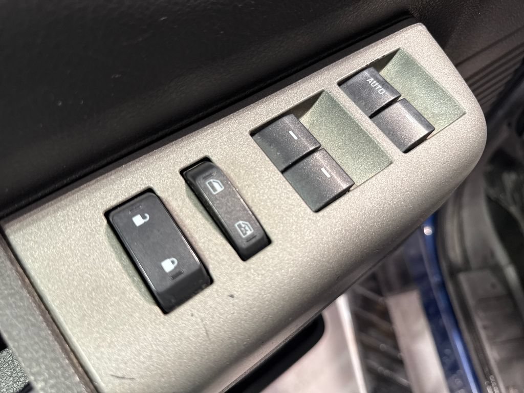 Used 2011 Ford F350 Lariat w/ Snow Plow Prep Pkg AWD/4WD image 29