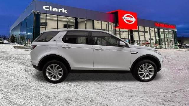 Used 2018 Land Rover Discovery Sport HSE image 8