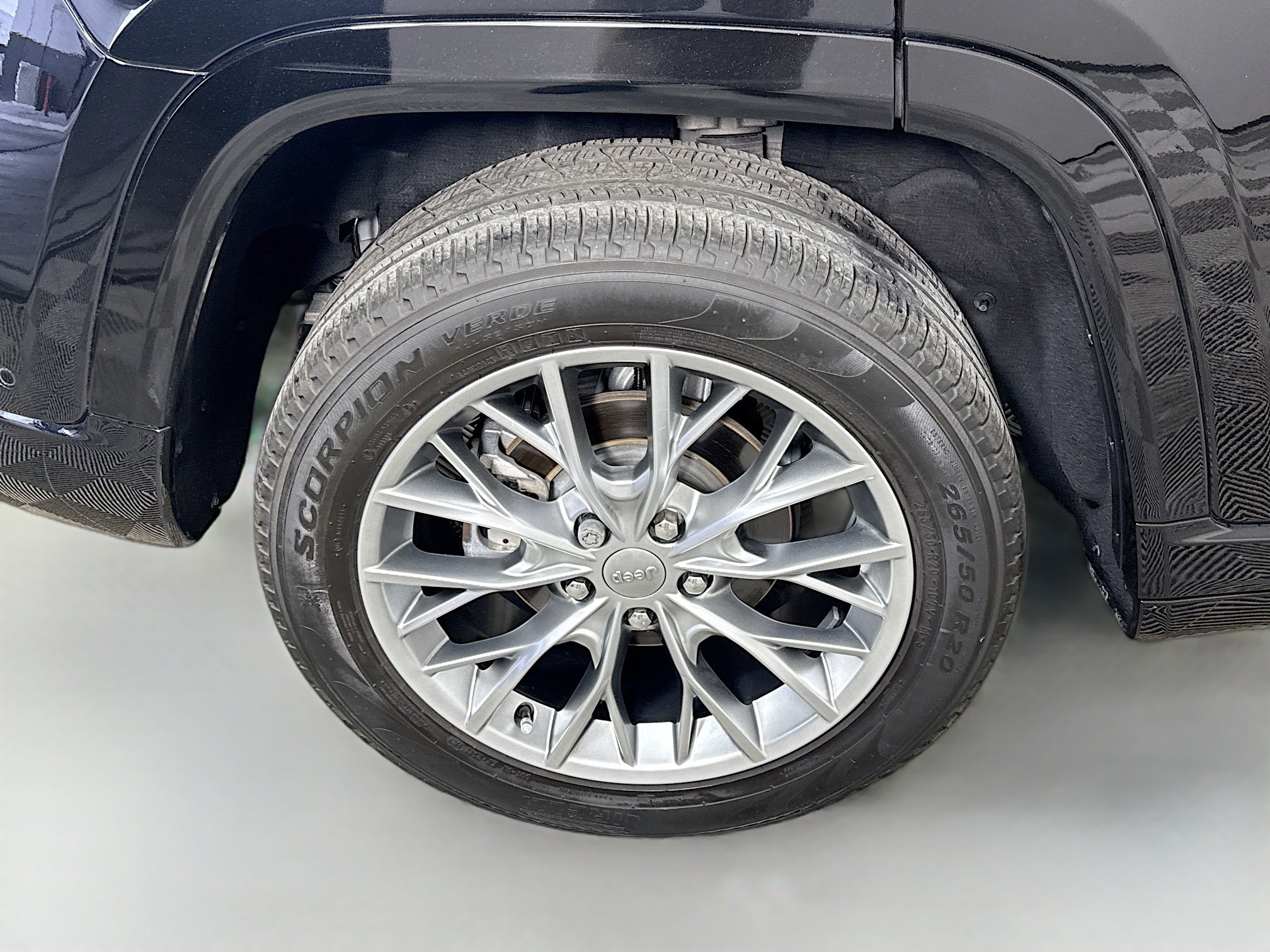 Used 2024 Jeep Grand Cherokee Summit w/ Adv Protech Group IV image 33