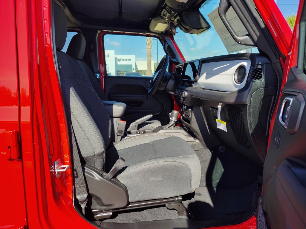New 2026 Jeep Gladiator Sport AWD/4WD image 22