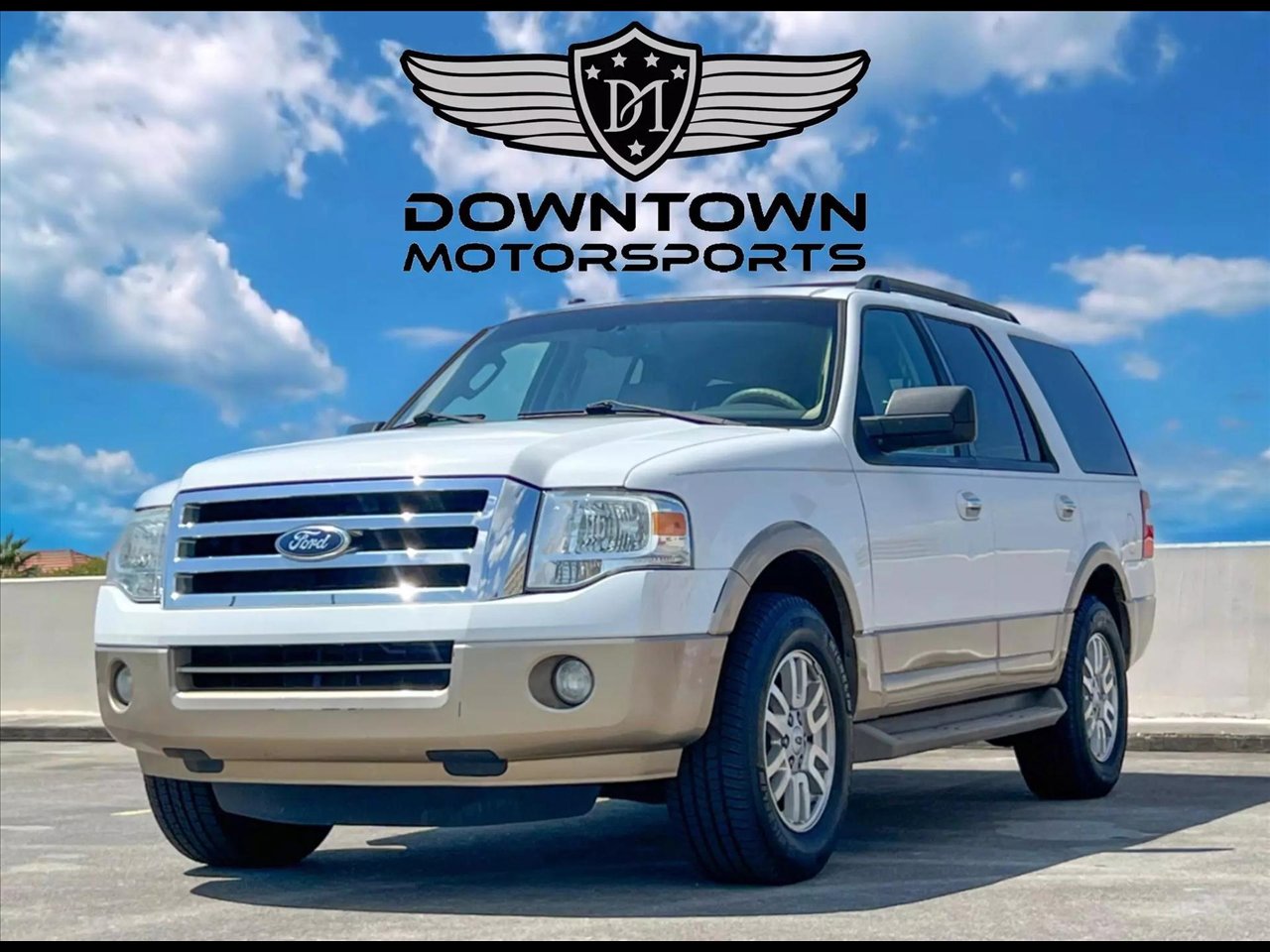 Used 2012 Ford Expedition XLT image 1