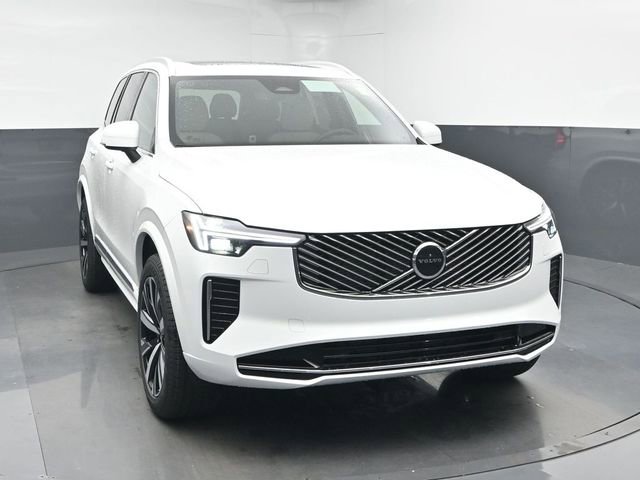 New 2026 Volvo XC90 B6 Core w/ Protection Package Premier image 2