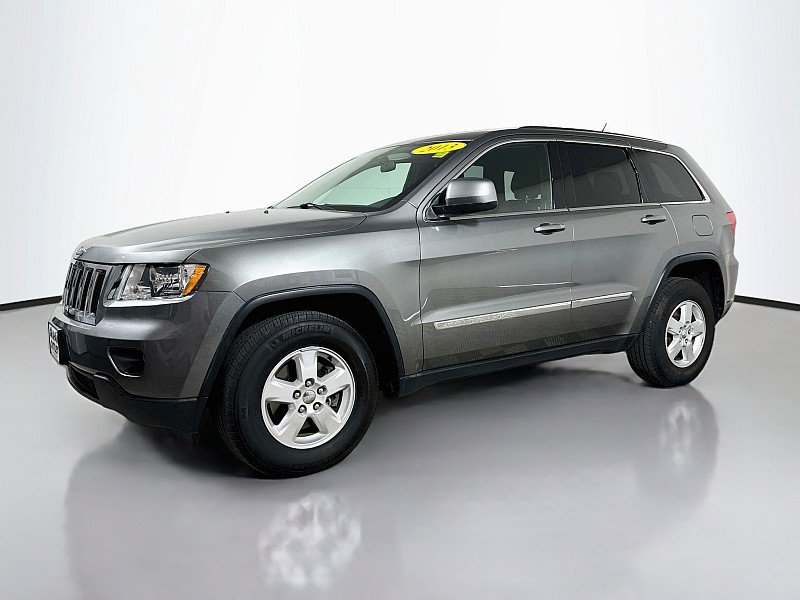 Used 2013 Jeep Grand Cherokee Laredo AWD/4WD image 3