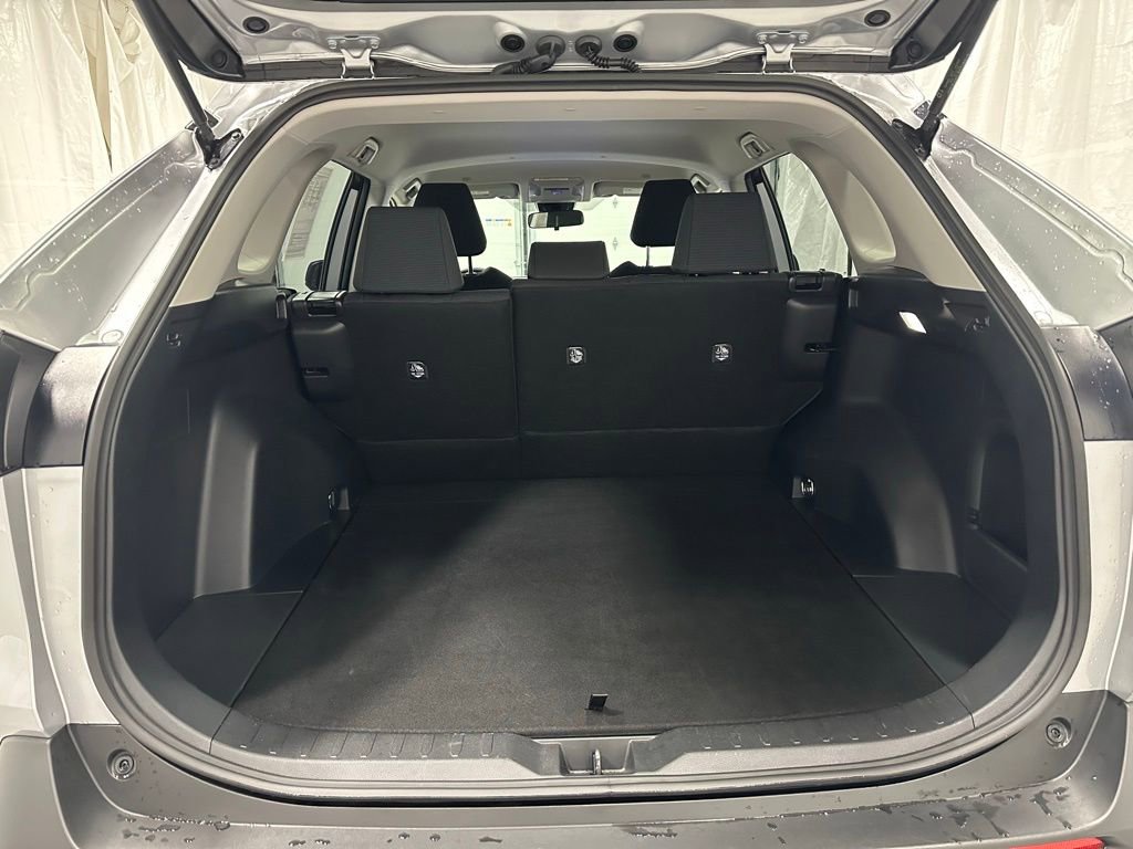 Used 2025 Toyota RAV4 LE image 48