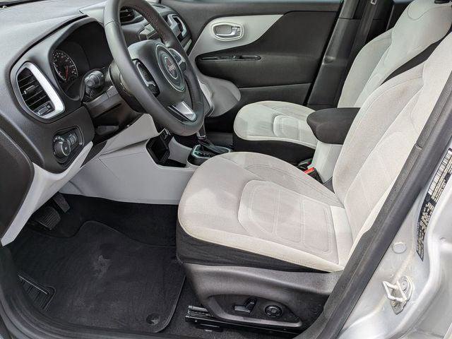 Certified 2018 Jeep Renegade Latitude w/ Popular Equipment Group image 12