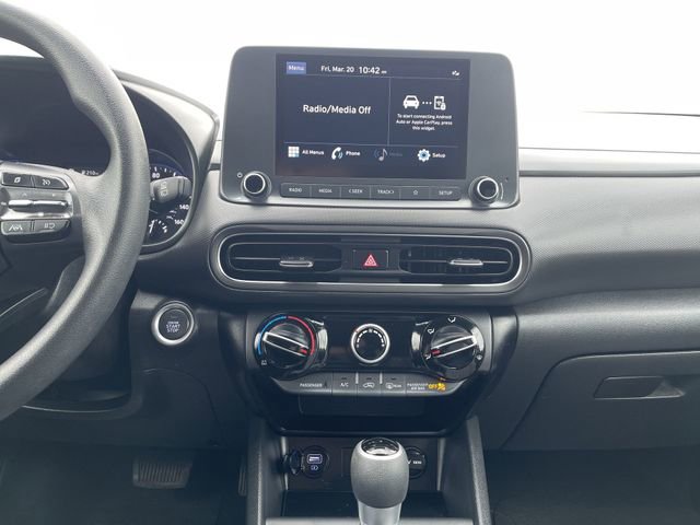 Used 2023 Hyundai Kona SEL image 13
