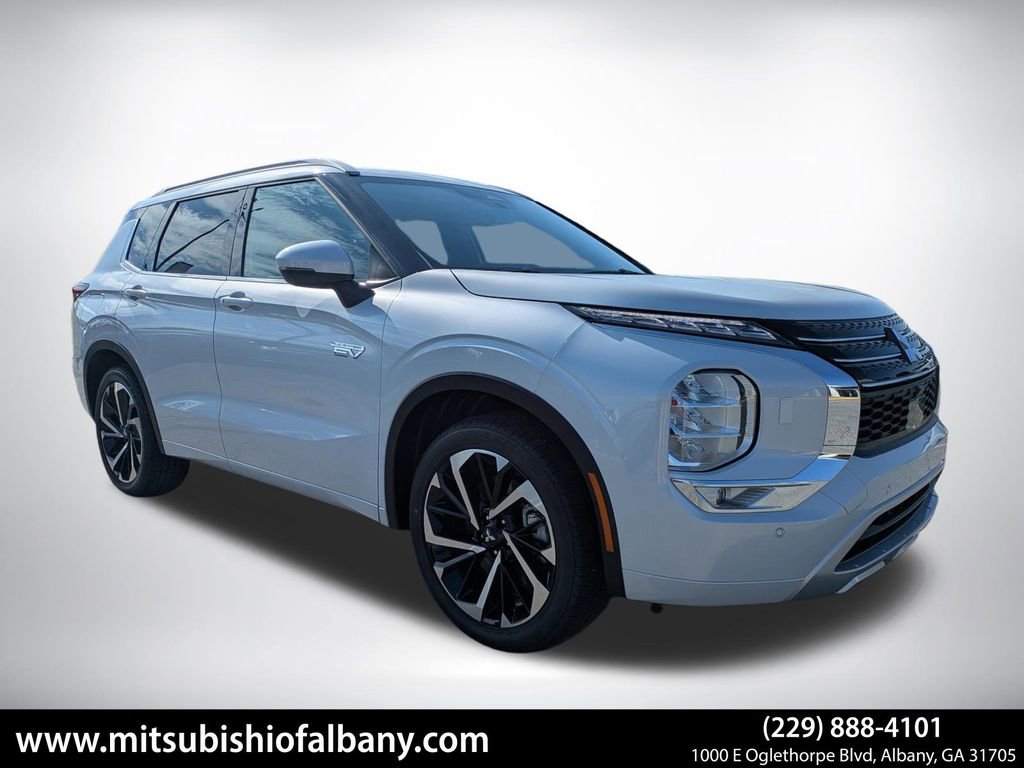 New 2025 Mitsubishi Outlander SEL